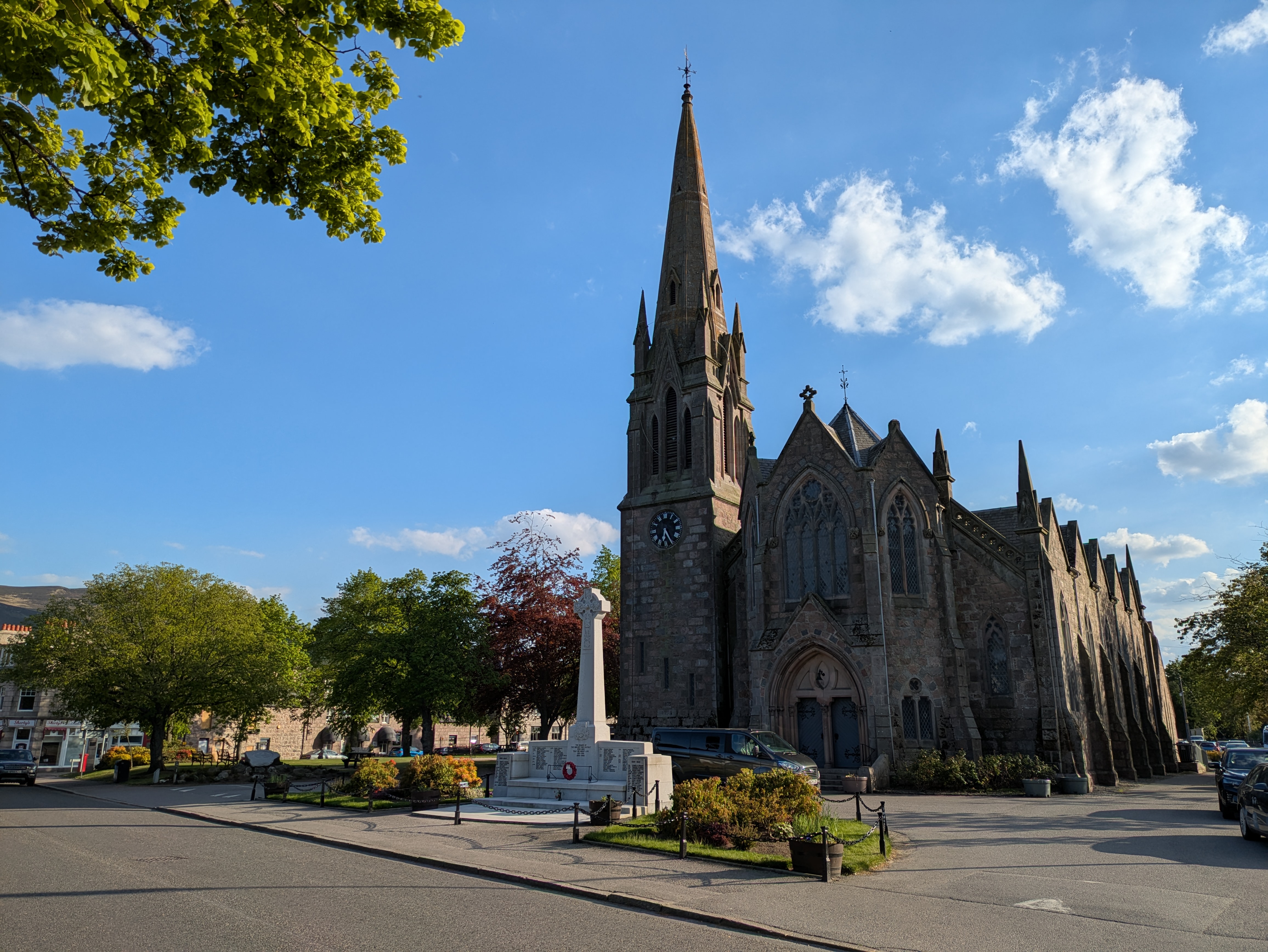 A Weekend in Ballater: Walks, Food and a Cosy Shepherd’s Hut Stay