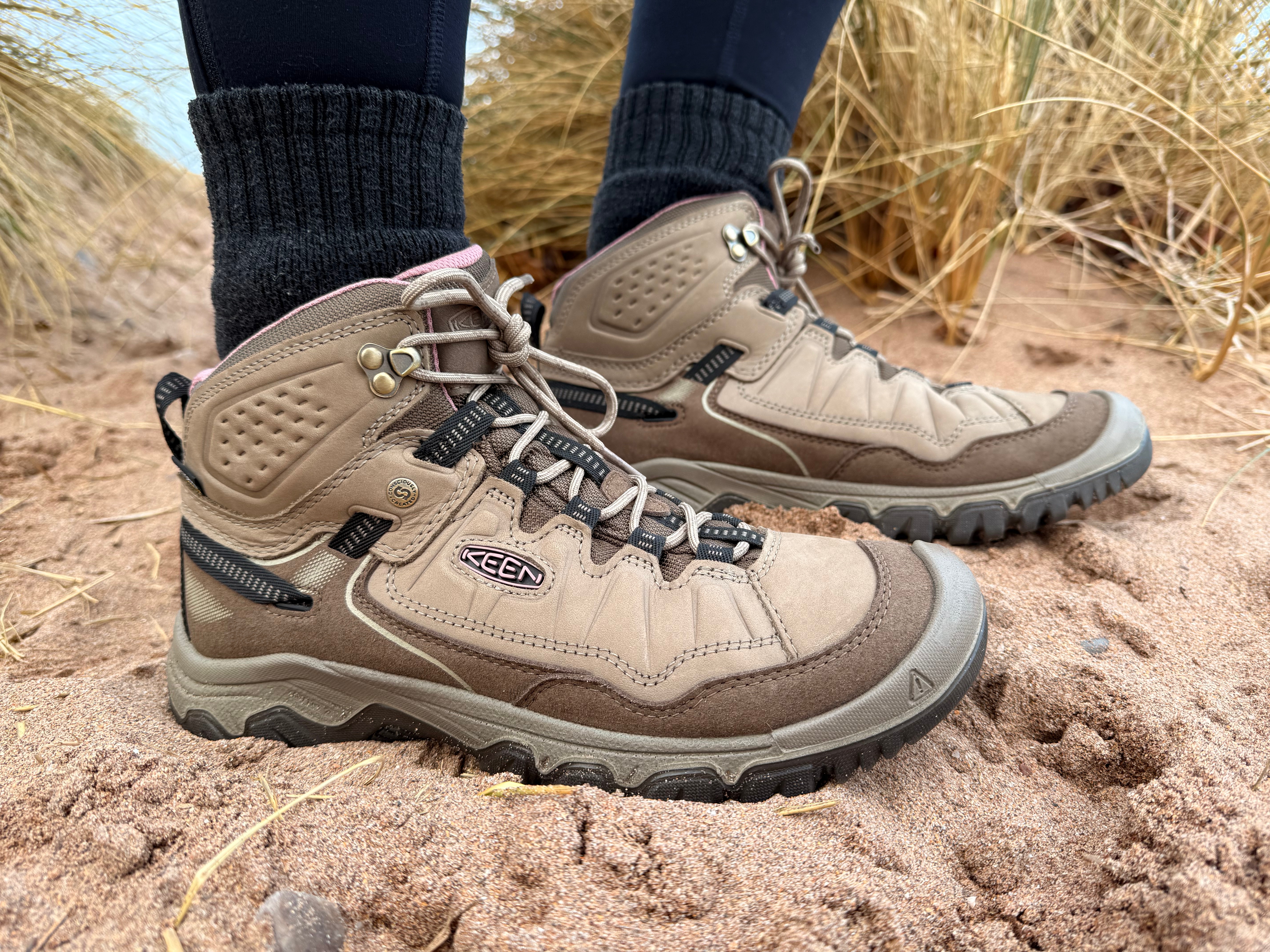 KEEN Targhee IV Mid Waterproof Review: Strong All-Round Hiking Boot With A Wider Fit